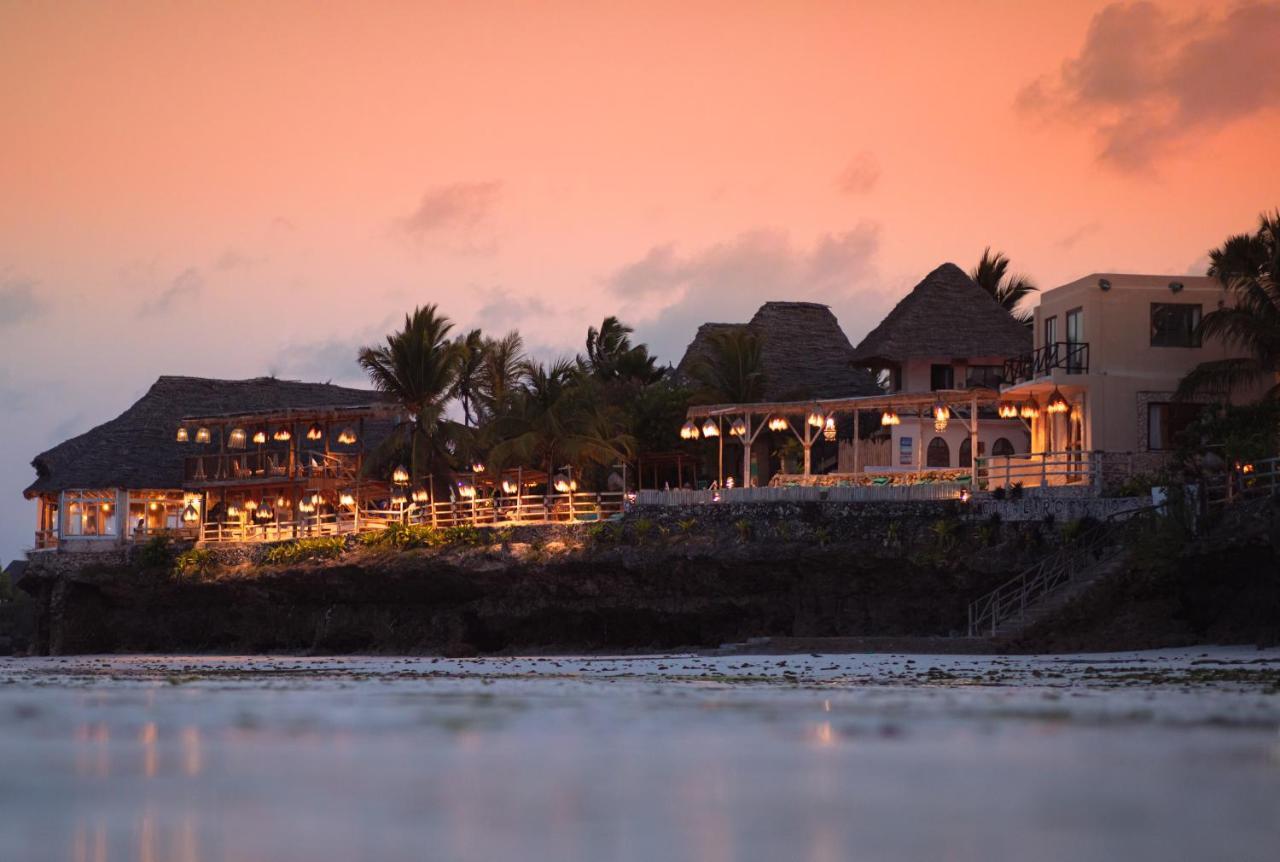 Coral Rocks Hotel & Restaurant Jambiani  Bagian luar foto